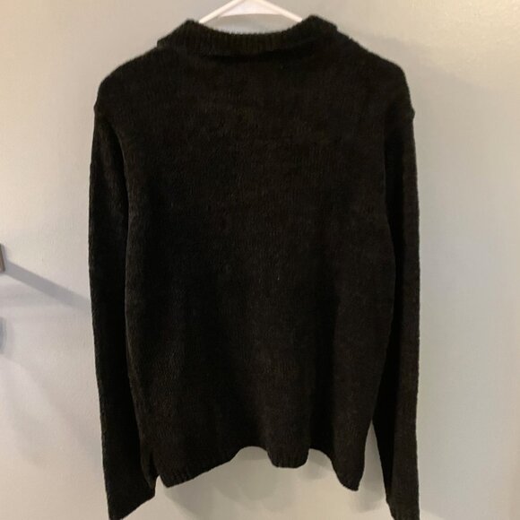 NWT Basic Editions Black Velour V-Neck Sweater Size Large - Picture 8 of 8